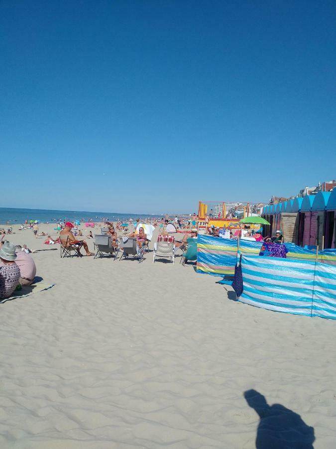 Meuble Saisonnier Plage Dunkirk Bagian luar foto